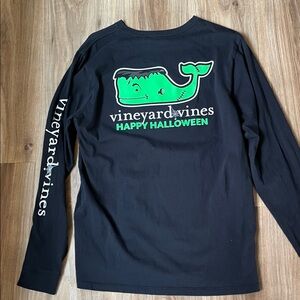 Vineyard Vines Black and Green Halloween Tee